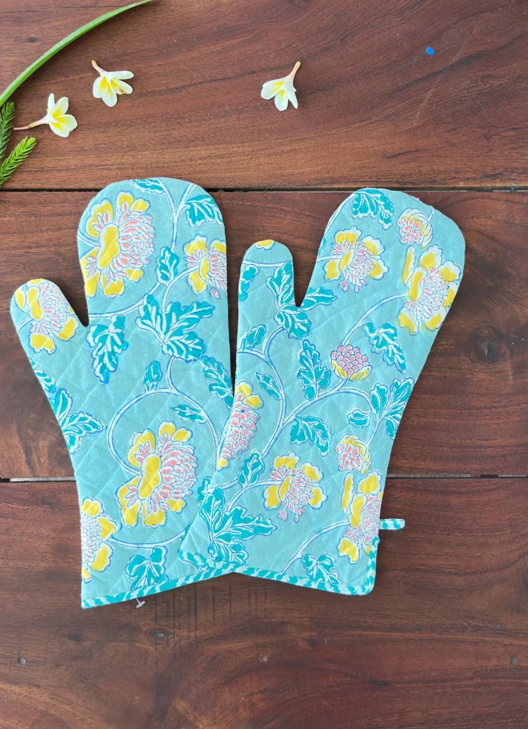 oven gloves, hand block printed oven hand gloves, block printed oven hand gloves online